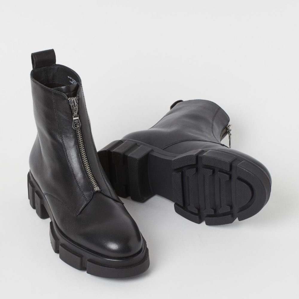 Chunky Platform Zip Up Leather Boots Size 8